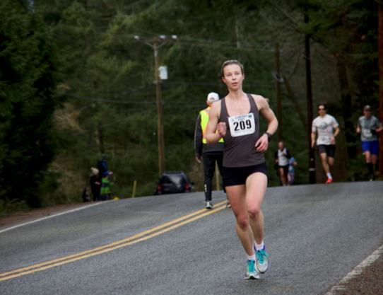 On route to my 41:05 at the Cobble Hill 10k 2016